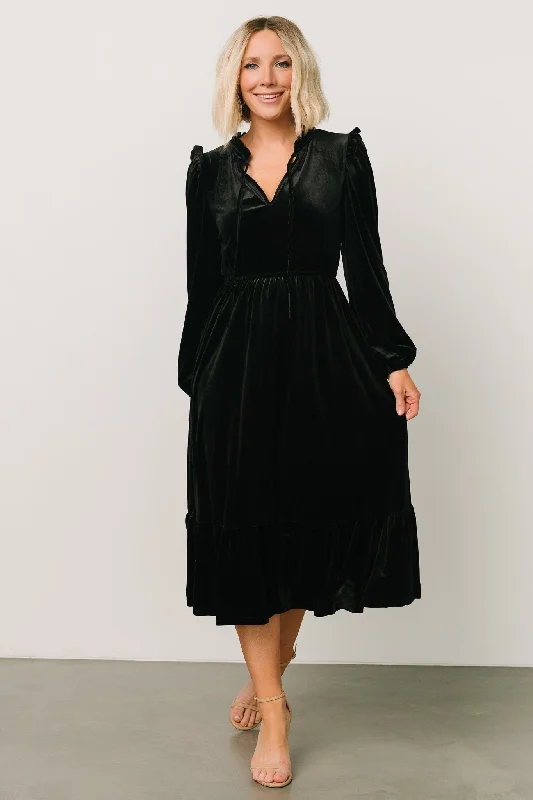 Amadora Velvet Dress | Black