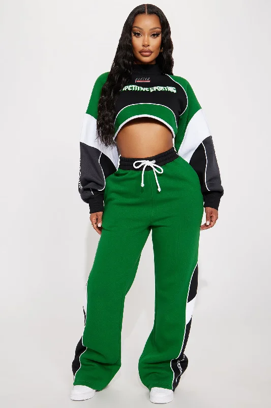 Competitive Edge Cropped Sweatshirt - Green/combo