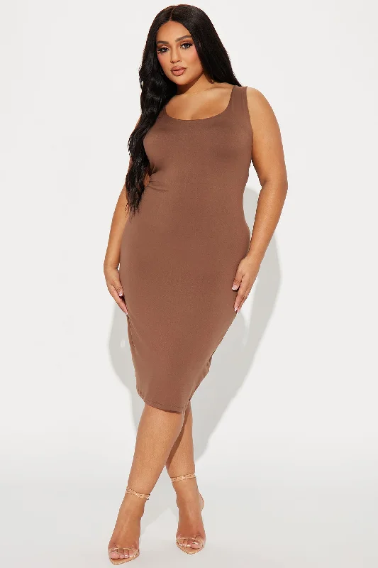 Double Scoop Midi Dress 11- Chestnut