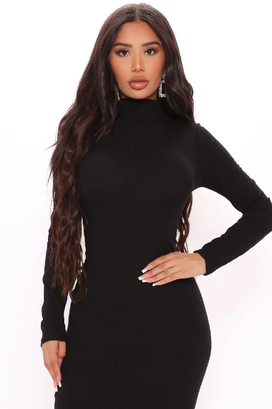 Happy Hour Feels Midi Dress - Black