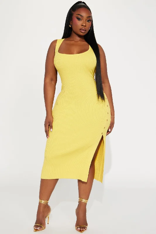 Miranda Sweater Midi Dress - Yellow