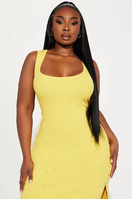 Miranda Sweater Midi Dress - Yellow