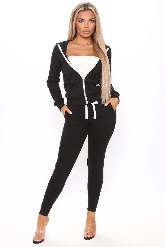 Relaxed Vibe Zip Up Jacket - Black