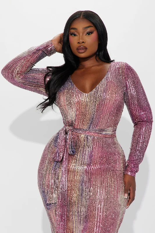 Serelle Sequin Midi Dress - Pink/combo