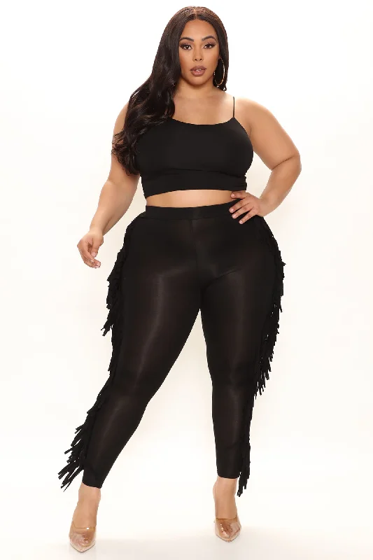 Shake It Like a Fringe Shaker Legging - Black