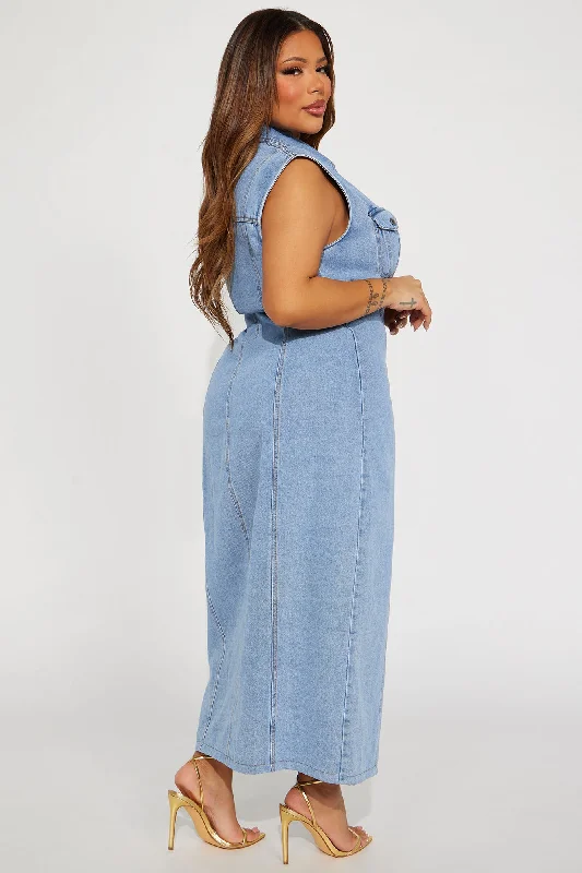 Tallahassee Denim Maxi Dress - Medium Wash