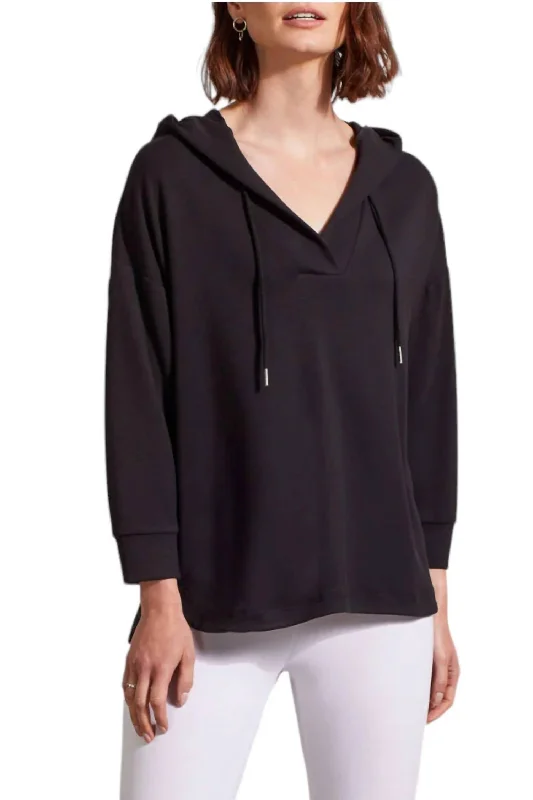 Three Quarter Sleeve Hoodie In Black