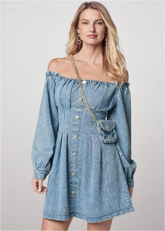 Off-the-shoulder denim dress - Medium Wash