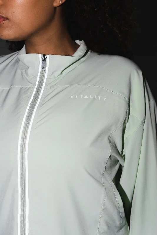 Vitality Breeze Windbreaker - Mint