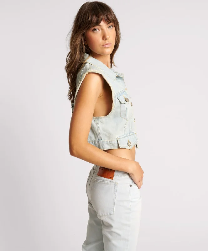 SKYBLUE CROPPED DENIM TRUCKER TOP